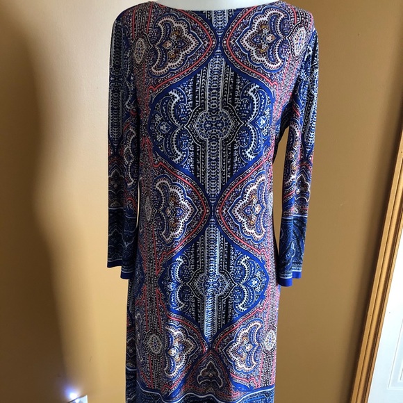 Dress - Picture 1 of 2